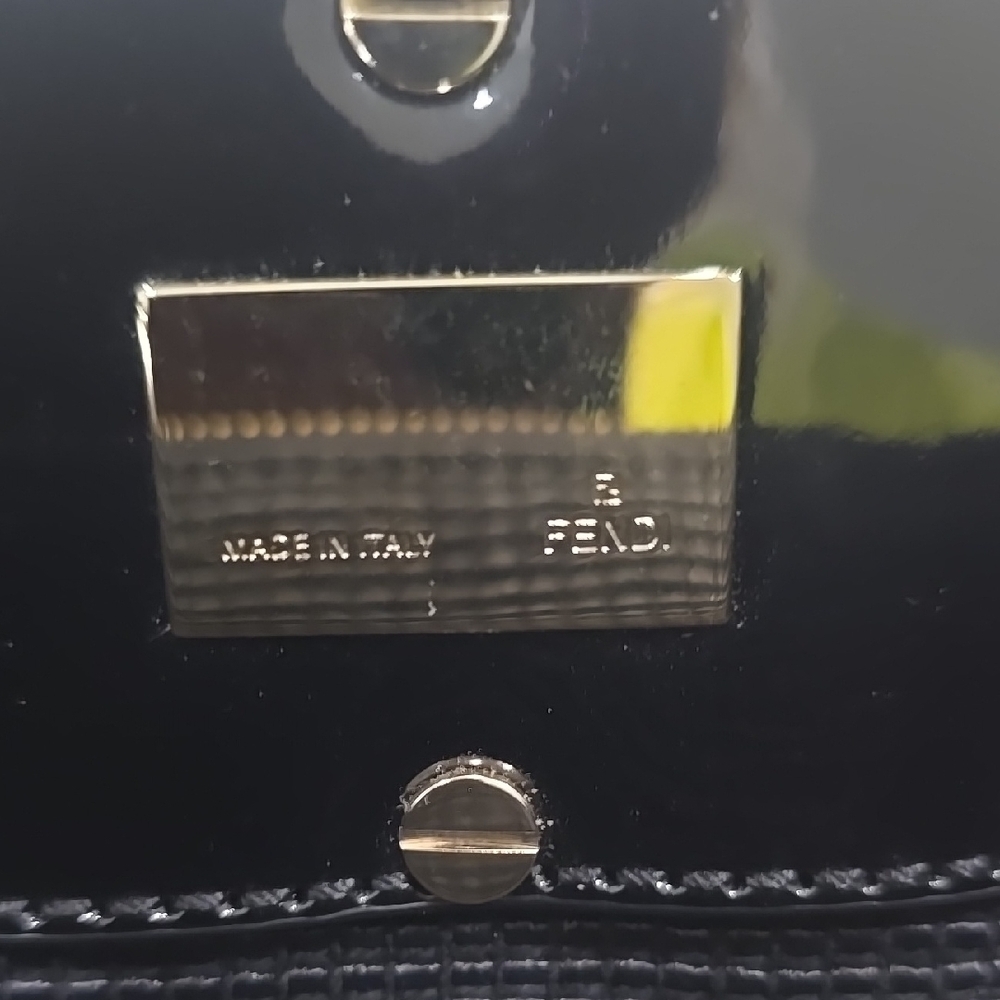Elegant Black Handbag - Picture 6 of 13